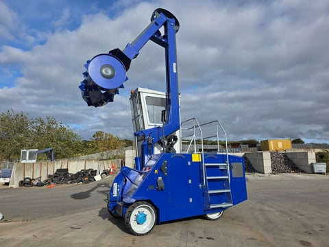 Aberdeenshire Council take 3rd Electric Mobile Roll Packer
