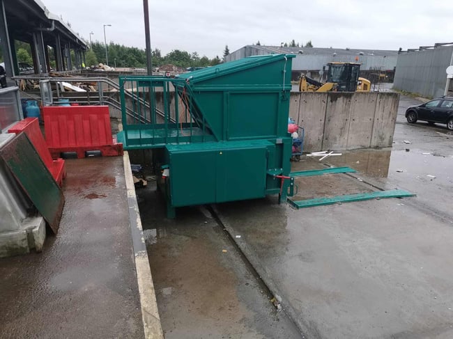 Queenslie - Static Compactor July 2020